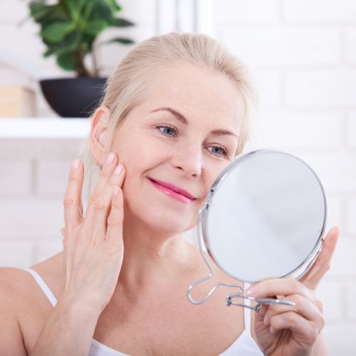 “Bí kíp” cho sức khỏe và làm đẹp da tuổi mãn kinh, tiền mãn kinh!